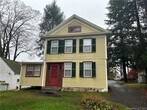 Foto principal - 108 Main St S