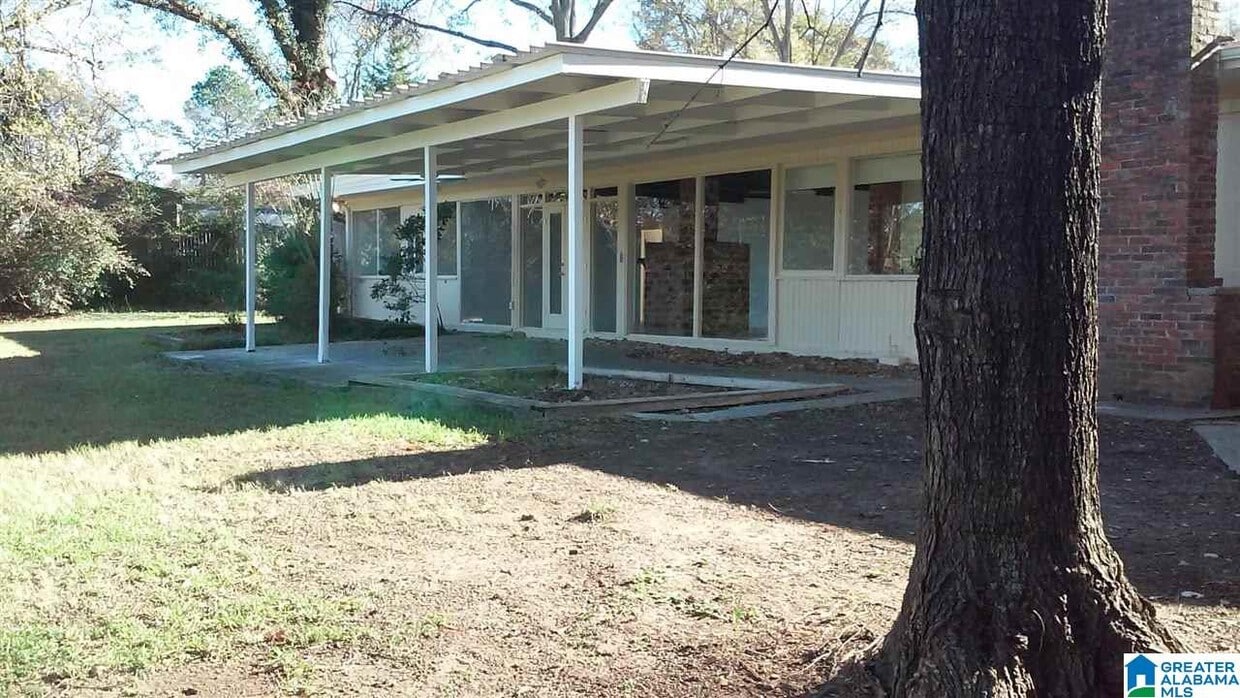 605 Greenhill Dr, Birmingham, AL 35209 House Rental in Birmingham, AL