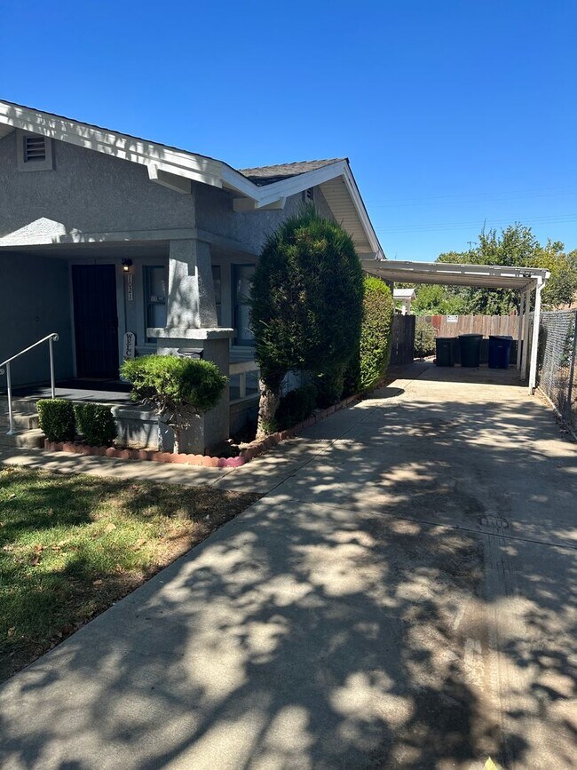 Foto del edificio - 1021 West 21st Street