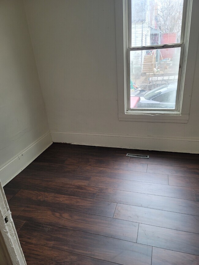 Bedroom 1 - 1608 W Lincoln Ave