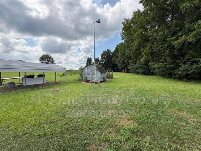 Foto del edificio - 3904 Bizzell Grove Church Rd