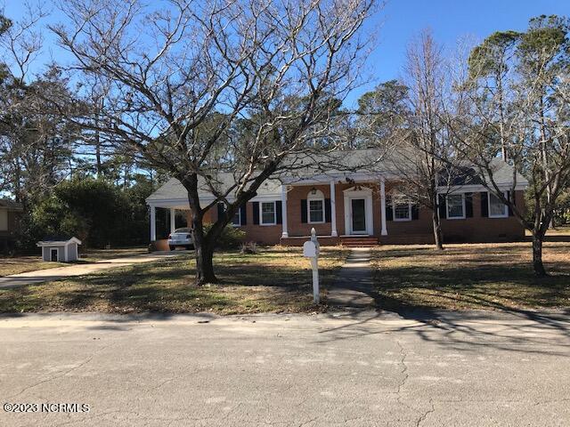 Primary Photo - 203 Green Dolphin St