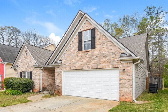 Building Photo - 5130 Villas Terrace