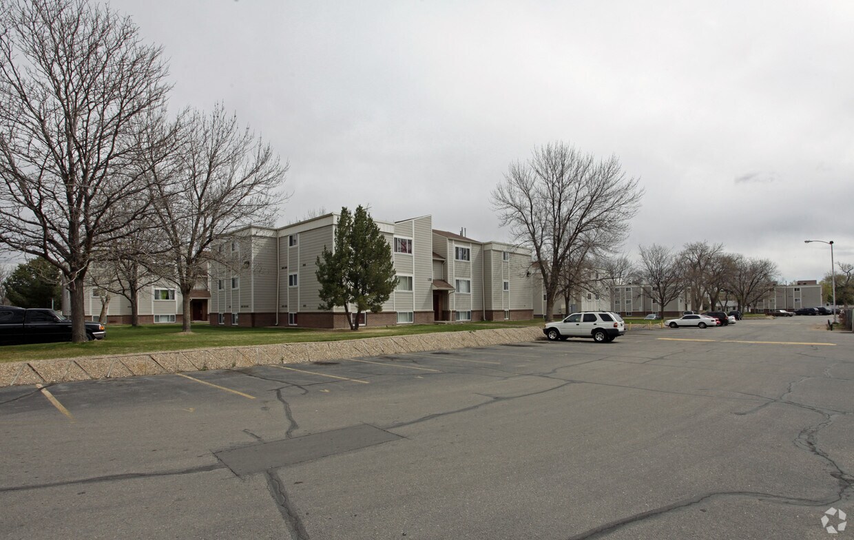 Foto del edificio - Island Grove Village