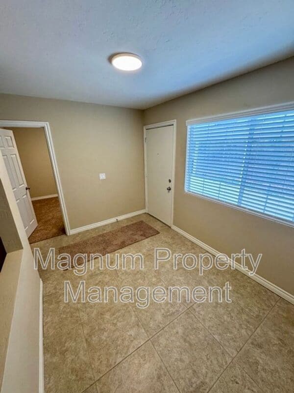 Foto del edificio - 29002 Goetz Rd