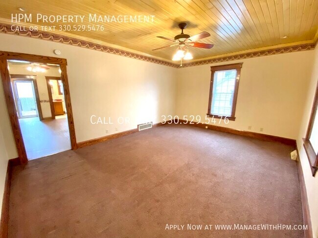 Building Photo - Half-Off First Month Rent Special In Massi...