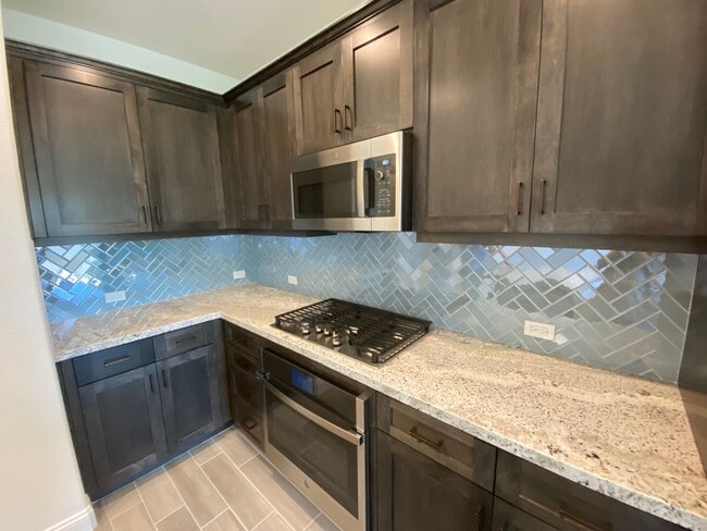 Building Photo - Modern Dog Friendly Town-home in the Orcutt Hills