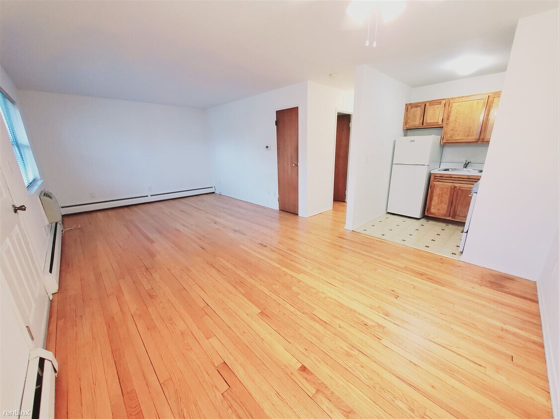 Foto del edificio - 1 br, 1 bath Condo - 28 Belltown Rd Unit L