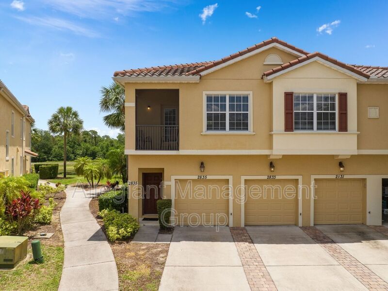 Primary Photo - 2835 Oakwater Dr