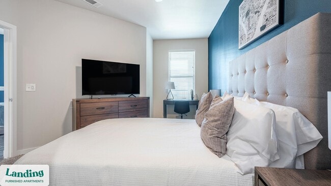 Foto del edificio - 14015 Univ Pass