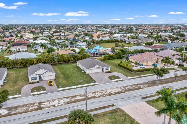 Photo - 1903 Cape Coral Pky W House
