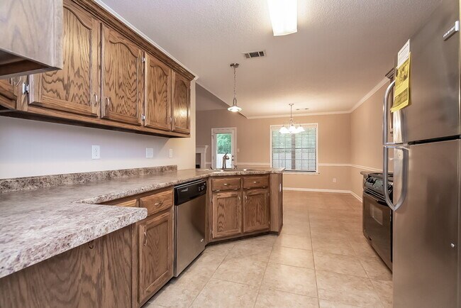 Foto del edificio - 8018 Jills Creek Dr