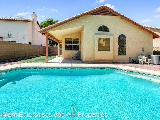 Foto del edificio - 3 br, 2 bath House - 7943 W KIMBERLY WAY