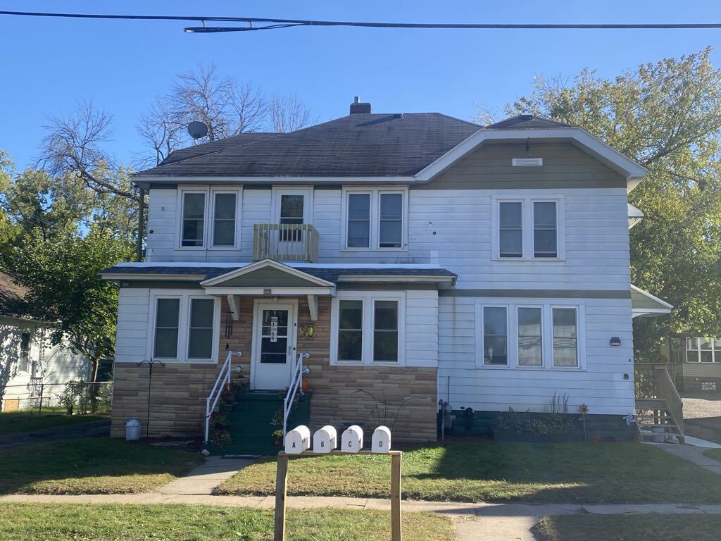 Foto principal - 215 Maple St