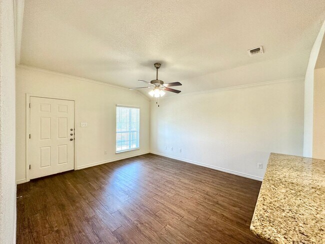 Foto del edificio - 405 OLAF DRIVE, TEMPLE, TEXAS