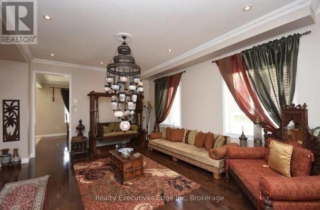 Building Photo - 3364 Chief Mbulu Way