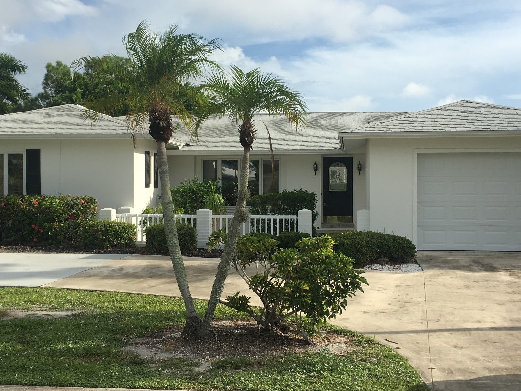 Primary Photo - 847 N Collier Blvd