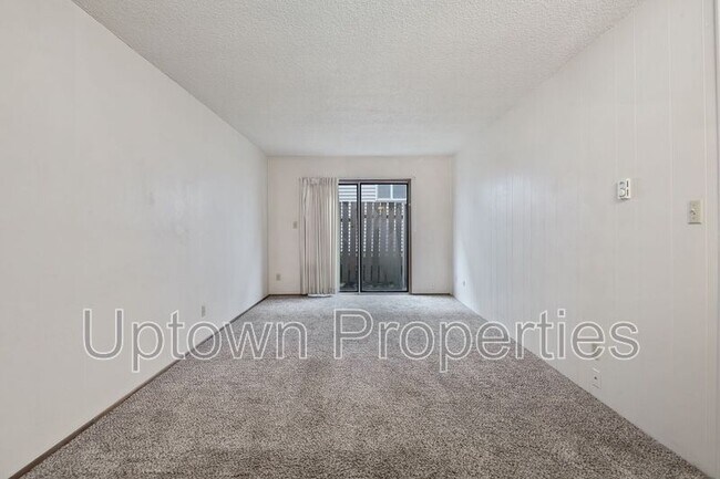 Foto del edificio - 8061 NE Flanders St