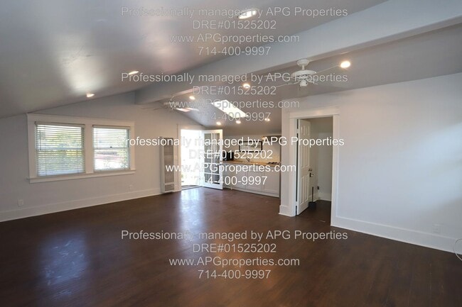 Building Photo - 163 N A St