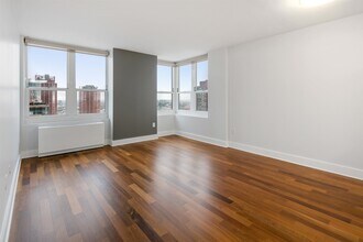 Building Photo - 88 Morgan St