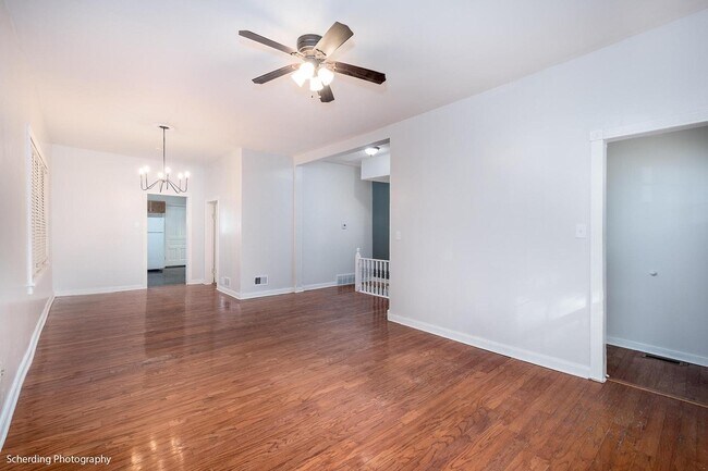 Foto del edificio - 2428 N Campbell Ave