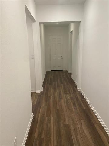 Building Photo - 1624 Pne Vly Dr