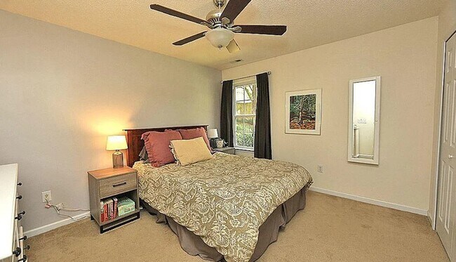 Foto del edificio - 5009 Gaithers Pointe Dr