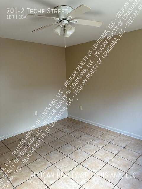 Building Photo - 701-2 Teche Street-
