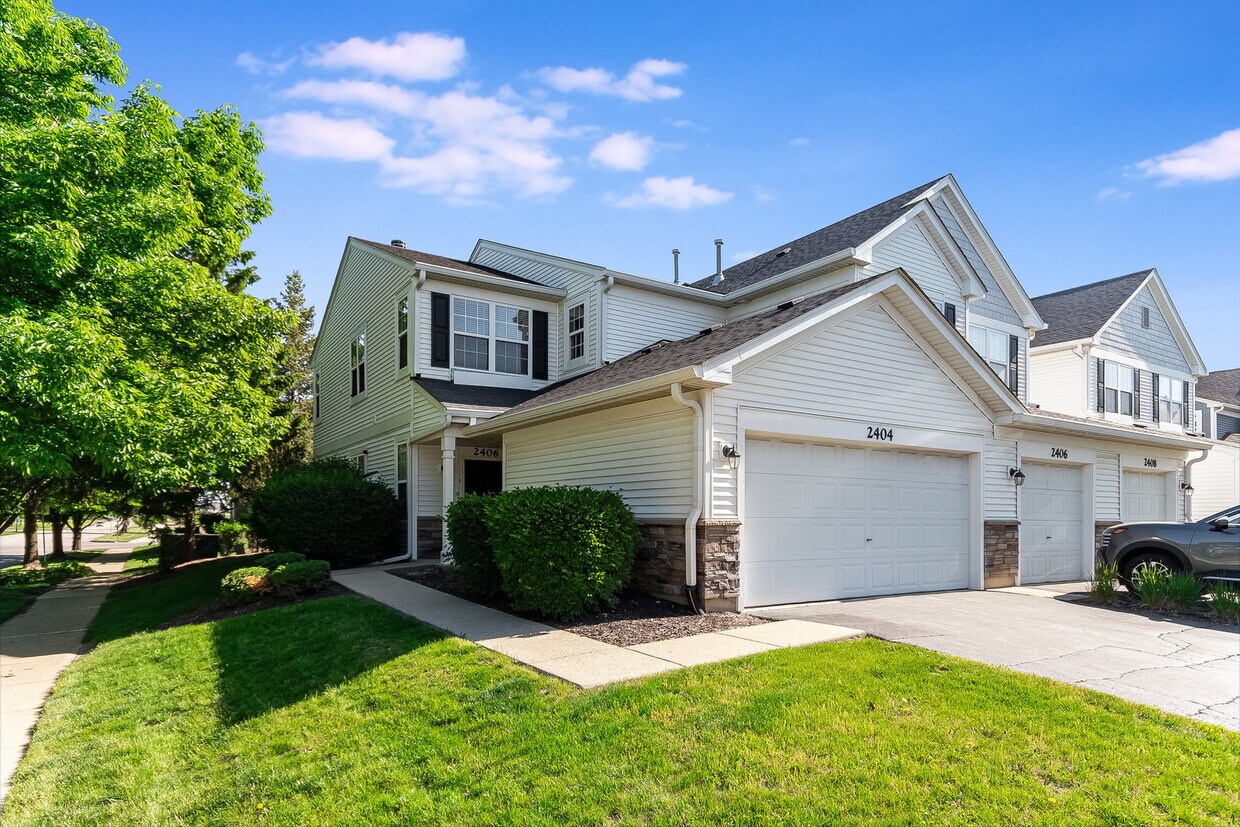 Foto principal - 2404 Golf Ridge Cir