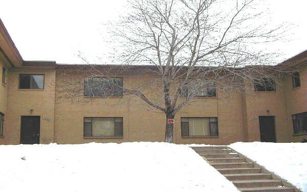 Primary Photo - 1700 W Mosier Pl