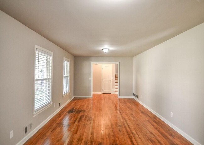 Foto del edificio - 2806 Octavia Ln