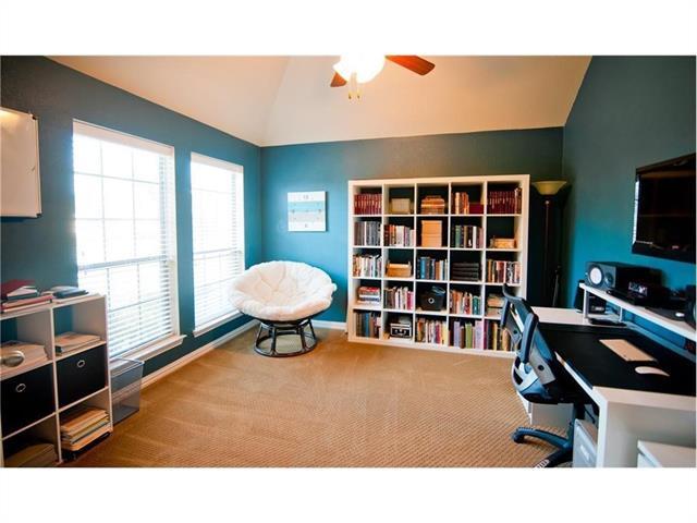 Foto del edificio - 3340 Lone Tree Ln
