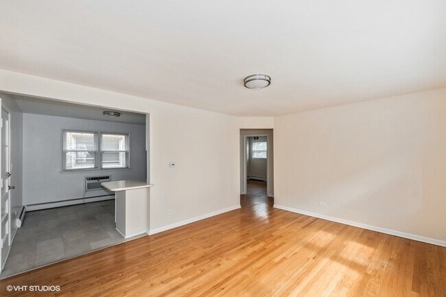 Foto del edificio - 4932 N Harlem Ave
