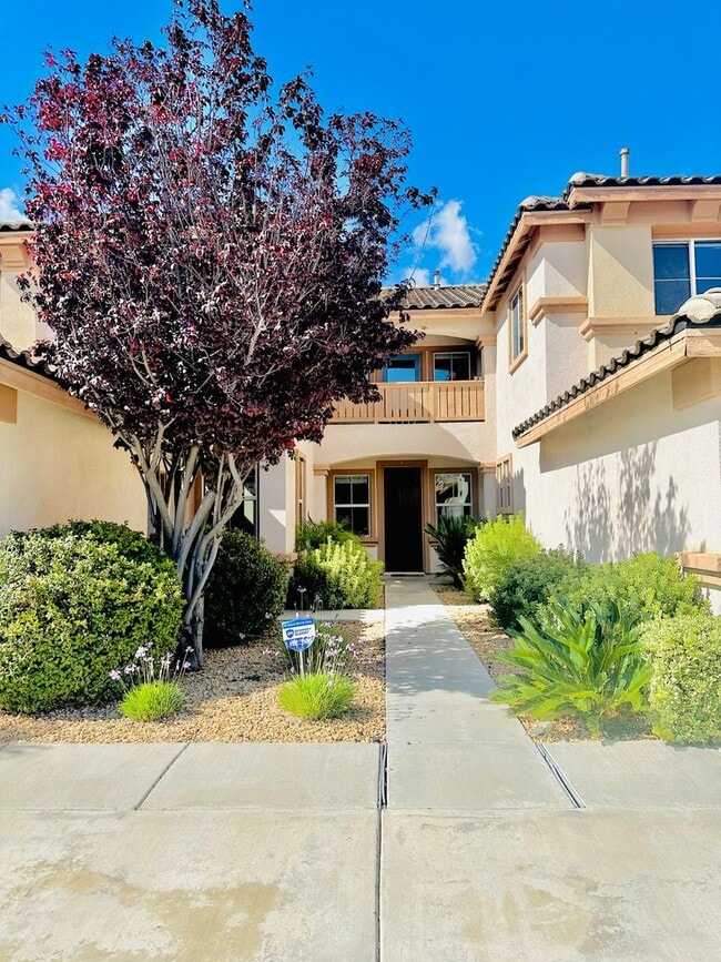 Building Photo - 5 bedroom Pool Home for rent in Murrieta