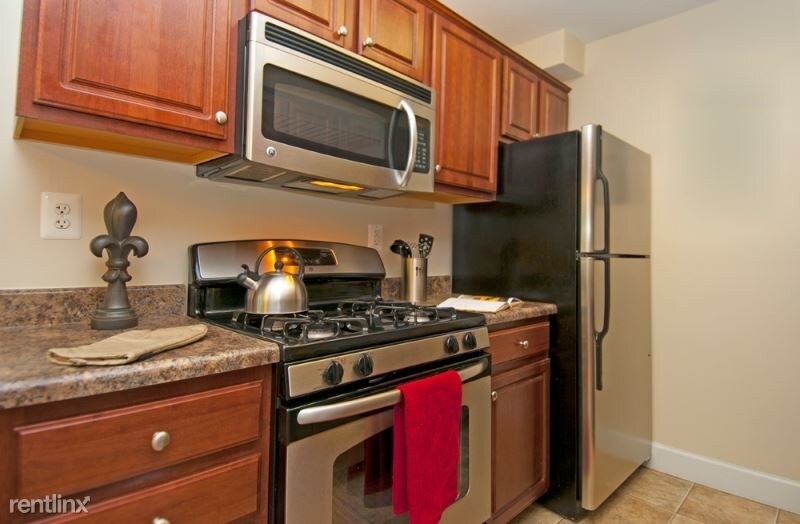 Primary Photo - 2 br, 1 bath Apartment - 11 Parkway F Unit F