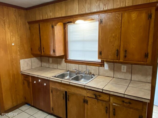 Foto del edificio - 3 br, 2 bath House - 1770 Dorgan St