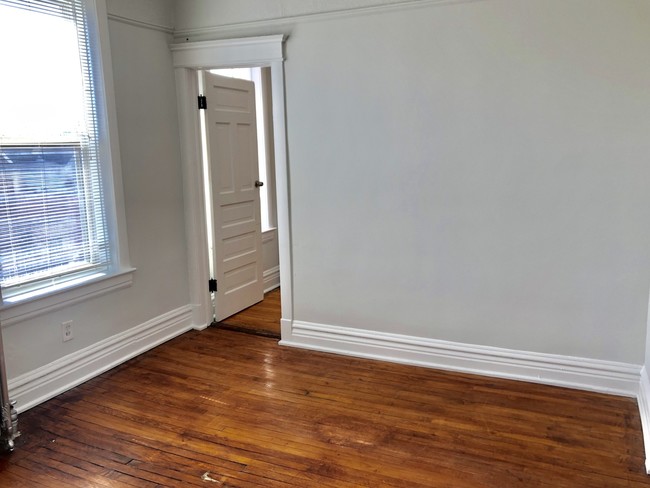 Foto del edificio - 2606 S Saint Louis Ave
