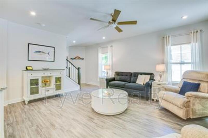 411 Grand Palm Ln, Summerville, SC 29485 Townhome Rentals in