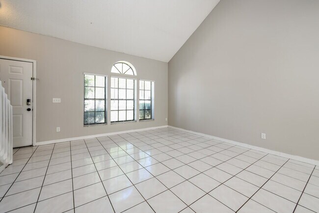 Foto del edificio - 7663 Sapphire Ln