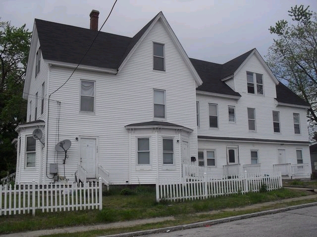 Building Photo - 792-794 Grove St