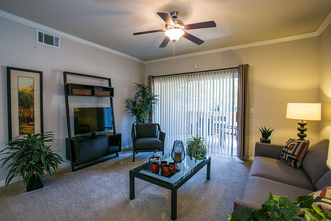 Ventiladores de techo - Rolling Oaks Apartment Homes