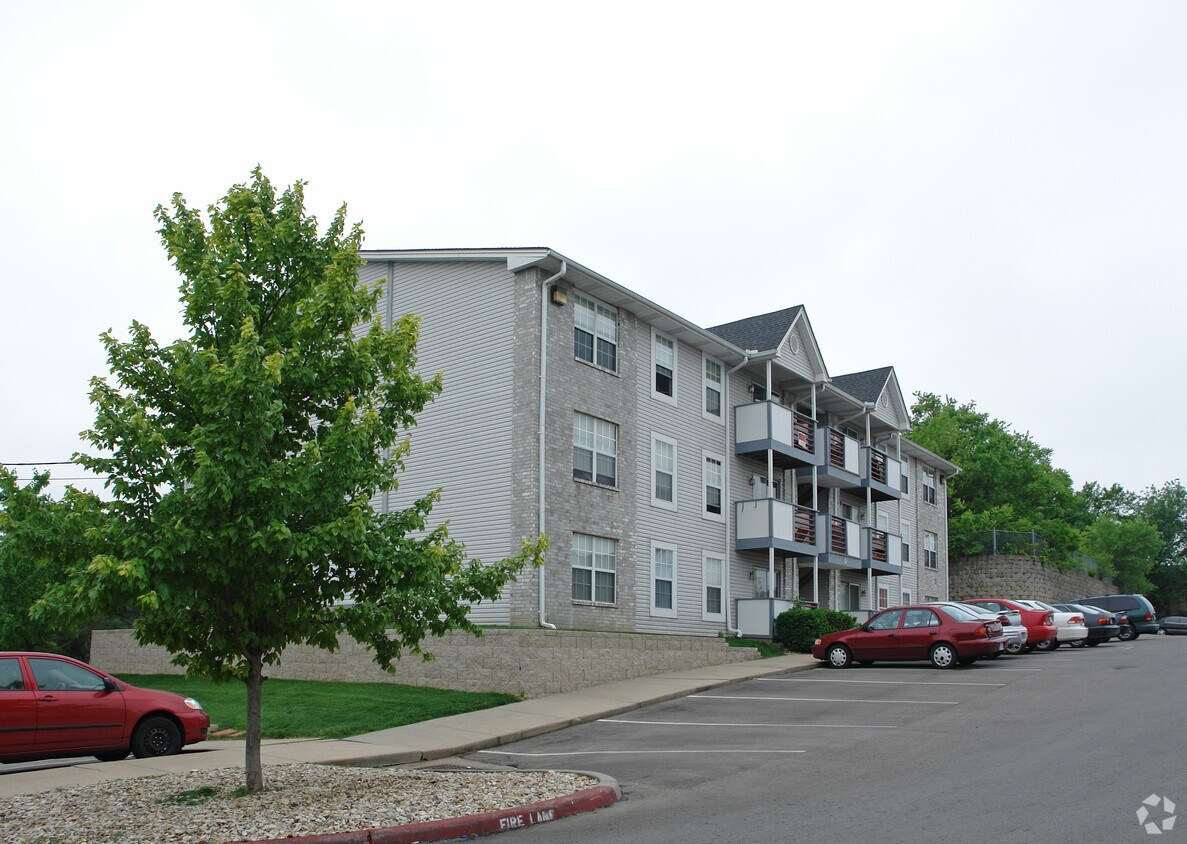 927 Emery Rd, Lawrence, KS 66044 Apartments Lawrence, KS