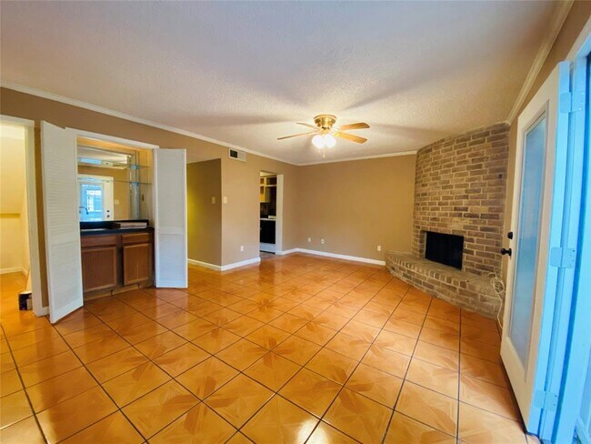 Foto del edificio - 8371 Nairn St