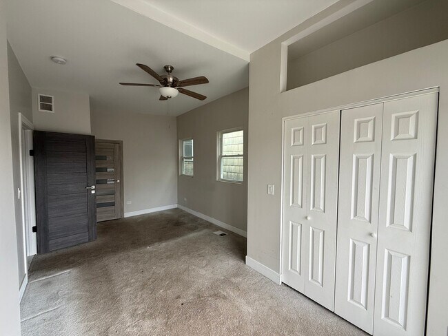 Foto del edificio - 5942 S Justine St