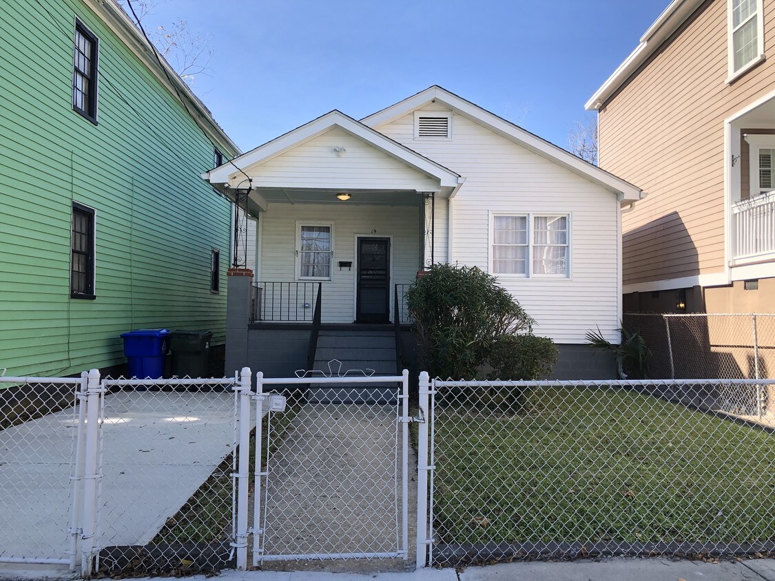 19 Aiken St, Charleston, SC 29403 House Rental in Charleston, SC