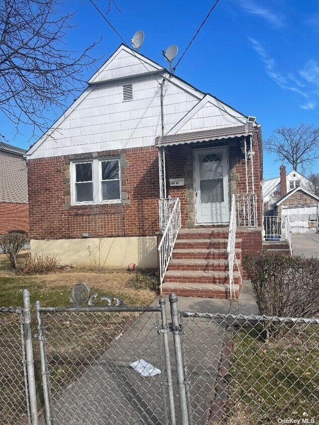 18207 145th Rd, Queens, NY 11413 House Rental in Queens, NY