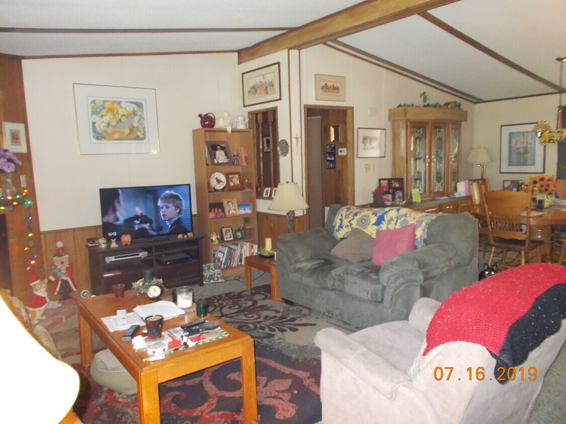 Foto del edificio - 14 Holly Ct