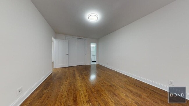 Building Photo - 405 E 56th St