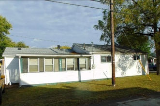 Building Photo - 1450 W 14th St