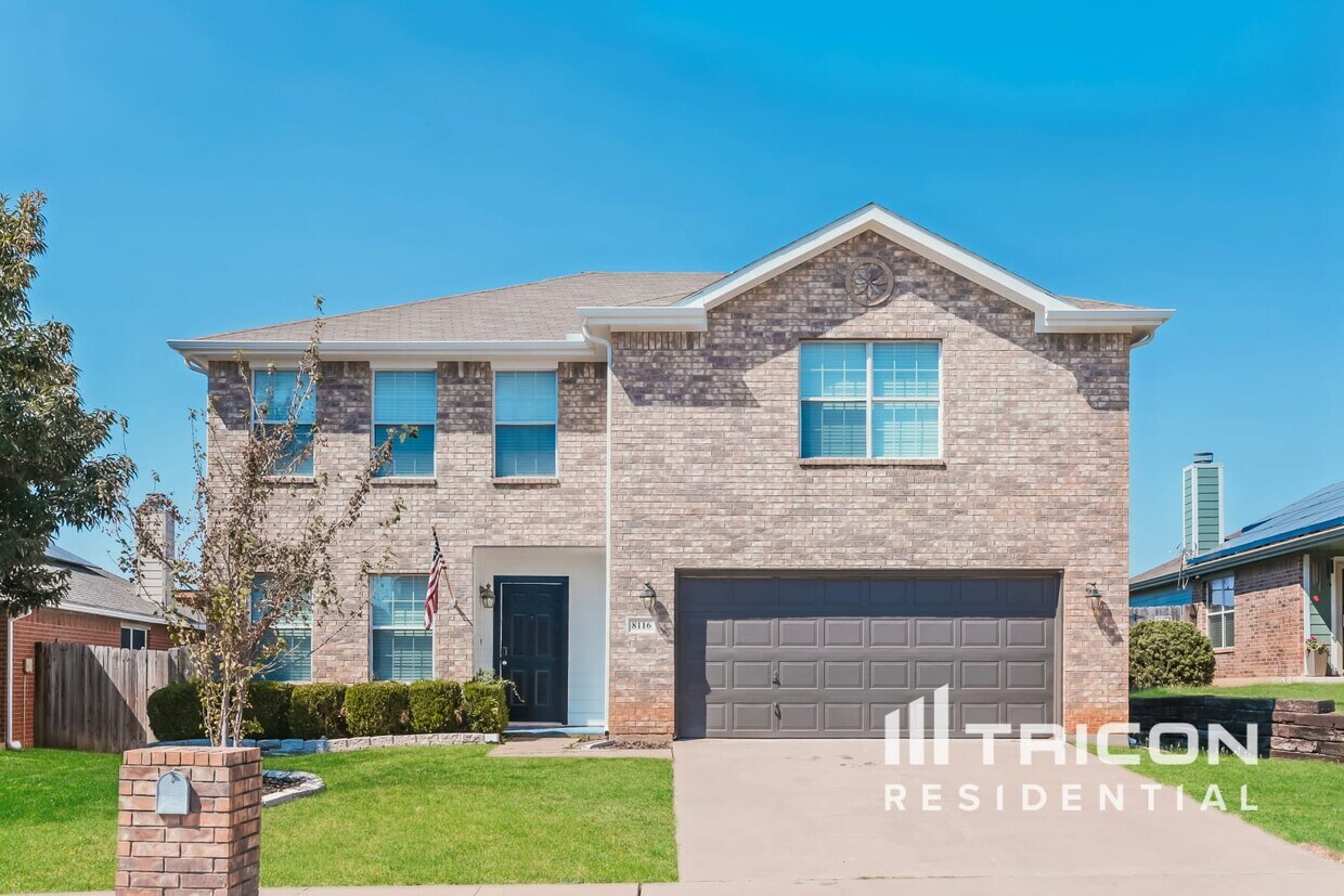 Foto principal - 8116 Cutter Hill Ave